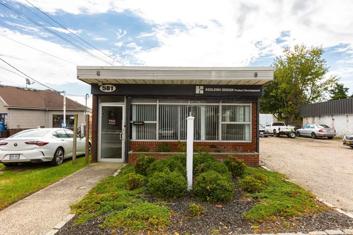 Free Standing Building Aprx 1250 sq ft Ideal For Professional Use, Ample Parking on 80&rsquo;x100&rsquo; Property. Law Office Tenant of 4+ Years (Occupies Rear 1/2 of Main Building) Would Like to Stay Currently Pays $1150+ Partial Utilities; Gas, Electric. Finished 2 Car Detached Garage w/ Electric Forced Hot Air (Tenant Pays $1100). No Leases.