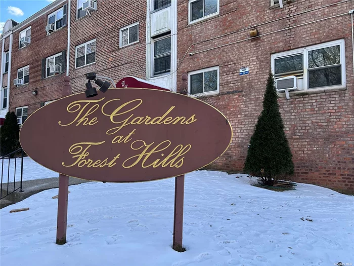 This spacious, beautiful 1 bedroom/1 bath Co-op apartment at the Gardens at Forest Hills features lots of windows and is close to all. Plenty of closet space and paring available to rent.