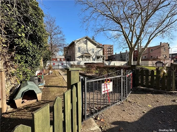 CALLING DEVELOPERS, INVESTORS, ENDUSERS , A LARGE DETACHED TWO FAMILY SITTING IN A HUGE LOT. LOCATED IN THE MOST DESIRABLE NEIGHBORHOOD OF MIDWOOD/EAST FLATBUSH . ESTIMATE 24, 157 SQFT. (98x263.33) PROPERTY ZONED R5.