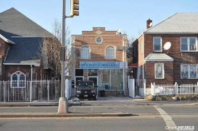 192-11 JAMAICA AVE. Hollis, NY UNIQUE BUILDING FOR SALE FOR INVESTOR OR USER 2- STORY DETACHED - BRICK MIXED-USE w/ PARKING!!! 1 STORE + 2 APT, FRONT PARKING,  LOT SIZE 20X130 BLDG SIZE 20 X 100,  STORE: 1ST FLOOR 2000SQFT + 2000SQFT FINISHED BASEMENT w/ 2 BATHROOMS. THERE ARE 2 APARTMENTS, 1450SQFT (2) 2BEDROOM + 1BATHROOM. TOTAL BLDG: 5450SQFT  TOTAL INCOME PER YEAR = $108, 000 ALL TENANTS PAYS ALL UTILITIES INCLUDING 75% OF WATER CHARGES BUILDING BUILT IN 2004!!! TOTALLY RENOVATED FINISHED BASEMENT w/ HIGH CEILING!!! EXCELLENT CONDITION & EXCELLENT LOCATION PERFECT FOR ANY BUSINESS!!!! ACCESS TO BASEMENT FROM FRONT & INSIDE STORE - STORE WILL BE DELIVERED VACANT!