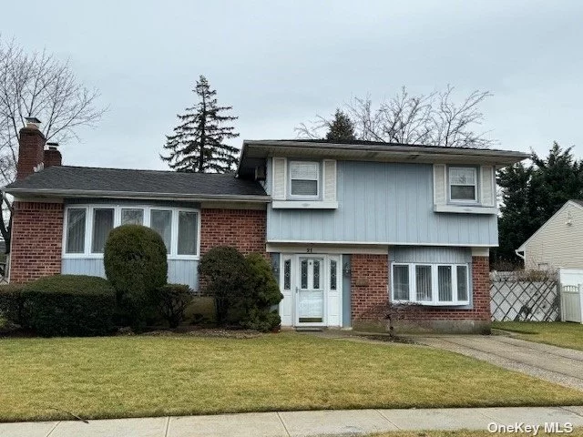 Best Value in Syosset! Make this Large Mid Block Split Level Your Dream Home. Bring your Design Ideas with you when you come. This home has Cathedral Ceilings, Living Room, Formal Dining Room, a Large Family Room, 3 Bedrooms, and a fenced yard. Location is perfect, close to Transportation, Schools, Shopping, and Parks. Don&rsquo;t Miss this Opportunity, Won&rsquo;t Last!