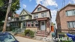 Excellent Single Family House in Queens . Featuring 4 Bedrooms and 4 Full Bathrooms. Living/Dining Room, and Kitchen. Full Finished Walk Out Basement . Attic Has 2 rooms., Close to Schools, Shops, and Near public transportation. Don&rsquo;t Let This Opportunity Pass You By! Hurry...Won&rsquo;t Last Long!!
