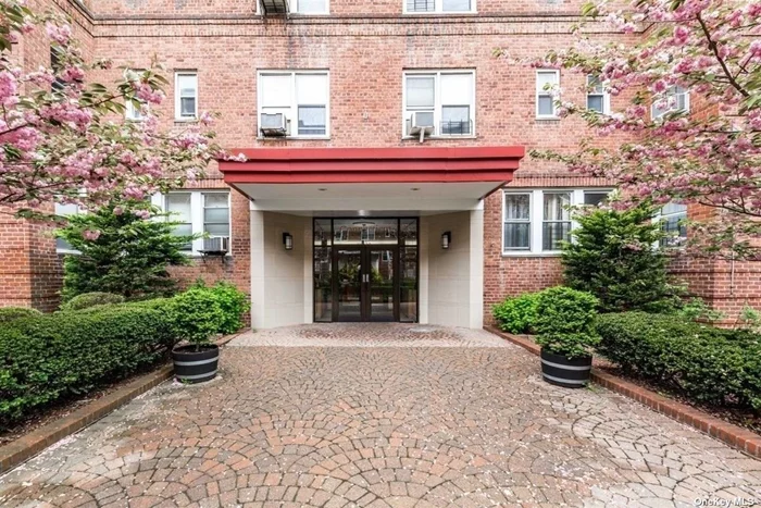 Spacious 1 Bedroom 1 Bathroom Co-Op For Sale In The Amazing Continental Complex Located In The Heart of Rego Park. Well Maintained Elevator Building. Plenty of Closets and Storage Space Throughout Apartment. Great Location. Close to Stores, Restaurants and Transportation