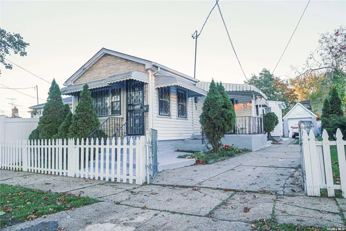 Nestled in the delightful Laurelton neighborhood, this charming residence exudes care and attention to detail. Enjoying a coveted location, it provides easy access to highways, schools, parks, and shopping. With boundless potential, seize the opportunity to craft your perfect living space today!