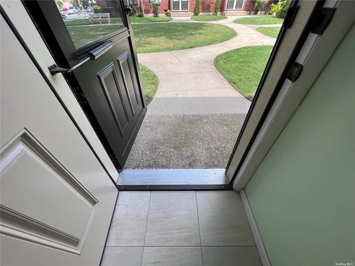 Lovely Garden COOP Apt, Corner Lower 2 Bedrooms, Facing to NW, Individual Private Entrance, BBQ allowed & Sitting Area. Bus: QM 5/8/35, Q 88/ Q 27 right on corner of 73 Ave/Springfield Blvd, Near to Alley Pond Park, Near to Stores, Bank, CVS, much more, Washer & Dryer in Kitchen, Maintenance includes Water, Heat, Hot Water, Cooking Gas, Snow removal, Ground care, 2 Free Parking Stickers. Additional fee: security portal $18.75/ monthly, assessment $57.20, NO FLIP TAX, PET ALLOWED, SUBLET ALLOWED, 20% Down-payment, Much more...