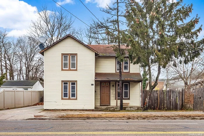 Opportunity knocks. This home is convenient to everything and it is currently an income producing property and tenant occupied. Corner lot with huge potential.