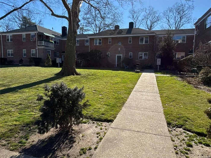 Port Washington. Love where you live! Updated 2nd Floor Apartment In Great Location In Beautiful Garden Apartment Complex On Manhasset Bay. Slight Waterviews From Unit. Enjoy Expansive Private Courtyard With Bbq Area And Pvt Dock. Polished Hardwood Floors, Windowed Efficiency Kitchen with Gas Cooking, High Ceilings, Expansive Closet Space. Pet Friendly (No Restriction). Supers On Site/Laundry In Development. 2 year lease option available at $2, 716.50/month