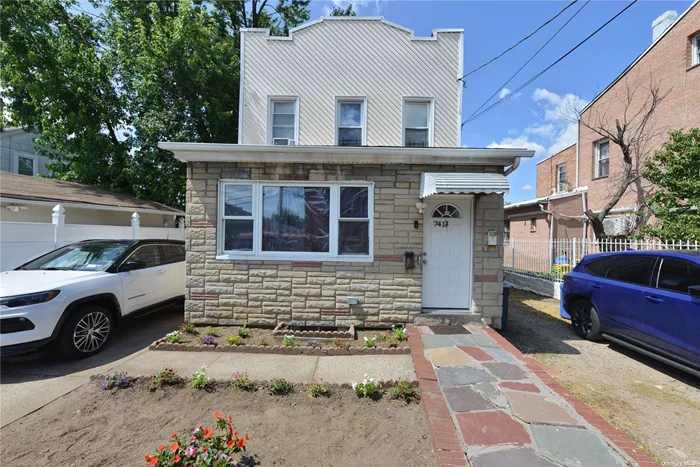 WOODHAVEN - This 2 Family House Is A Rare Find!!! House Sits On A 42.5 X 100 Lot - with 2 Private Driveways. 1st Floor Features: 3 Bedrooms - Master Bedroom with Ensuite, Large Living/Dining Room Area, Eat-In-Kitchen, Full Bathroom & Hardwood Floors. 2nd Floor Features: 3 Bedrooms, Living/Dining Room, Eat-In-Kitchen & Bathroom. Walk-Up Access to the Attic For Storage. Spacious Basement with 3 Rooms & Full Bathroom. A Huge Backyard Perfect For Gatherings or Additional Parking Space. Don&rsquo;t Miss Out On This Great Opportunity!