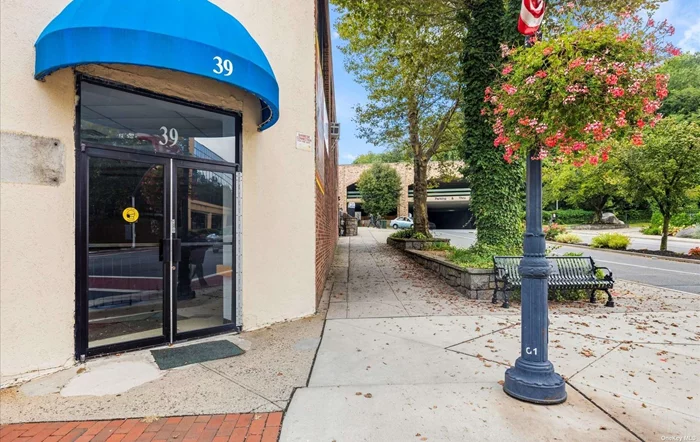 NO FEE! Newly Renovated 100% Turn Key Retail Corner Space in the Heart of Glen Cove&rsquo;s Commercial District. Huge Store Front with 2 Bathrooms and 2 Office Spaces. This Corner Property Offers Amazing Visibility and is Located Steps from Public Transportation. Ample Parking.