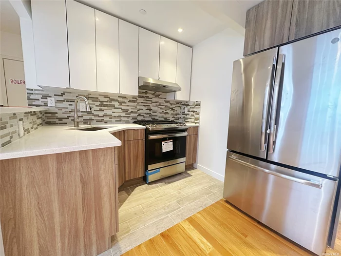 Flushing Prime Location, Brand New Condo. Walking Distance to Downtown Flushing, Nearby Transportation, Convenient Access to Everything. No dishwasher in the units, washing machine and dryer are in the basement, and have a bicycle room. Easy showing. Income and Credit Check be Required.