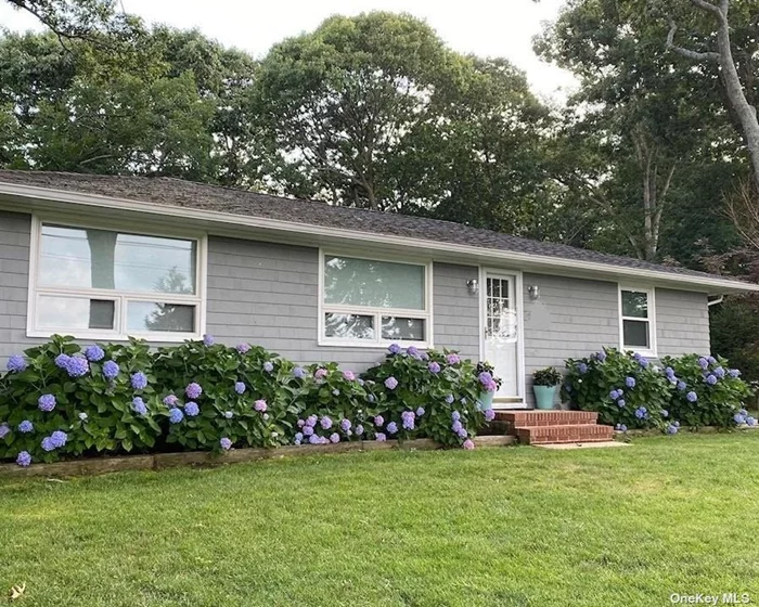 Adorable ranch across from the water in Laughing Waters Community. Association beach available to tenants. Enjoy a summer vacation in this 2 bdr, 1 bth ranch with porch/den, kit, Lr and patio. Garage/ shed not included in lease. Swim, kayak , relax in this special place.