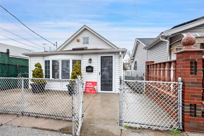 Welcome to this newly renovated 3bedroom house, newly painted and ready for you to move in. This home feature a newly renovated bathroom, new kitchen with new appliances, marble counter top, a separated laundry room on the first floor and a large new deck to enjoy with your family