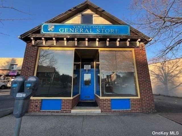 Small Free Standing Building with Approximately 500sf of Space on Main Floor at Street Level. Building Also Has Second Floor Loft and Full Basement. Two Parking Spaces. Close to Community Center and PW Public Library. Tenant Pays Pro Rata Share of Increase in Taxes Over Base Year.