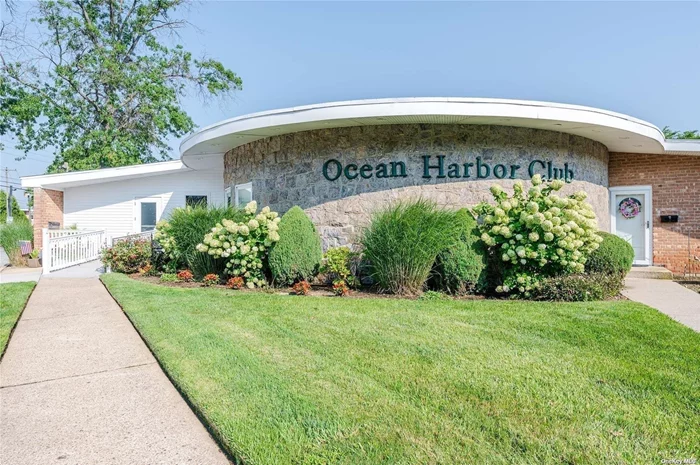 Welcome to the Ocean Harbor Club at 4 Rose St. Building 2 Unit D-1. This renovated garden-level 1 Bedroom apartment offers a large living area with 1 bath, Extra large King size bedroom with wall to wall closet. Newer Red oak hardwood floors, Updated granite kitchen and bathroom too! The Ocean Harbor Club includes a gym, & dog run. Pet friendly with no restrictions. Seasonal boat slip available for $500.00 to keep boats or jet-skis. Kayaks are $75 Seasonal. Parking spot assigned & additional spots available for $50 Per month. Bike shed $5.00 month. Maintenance includes taxes, water & heat.