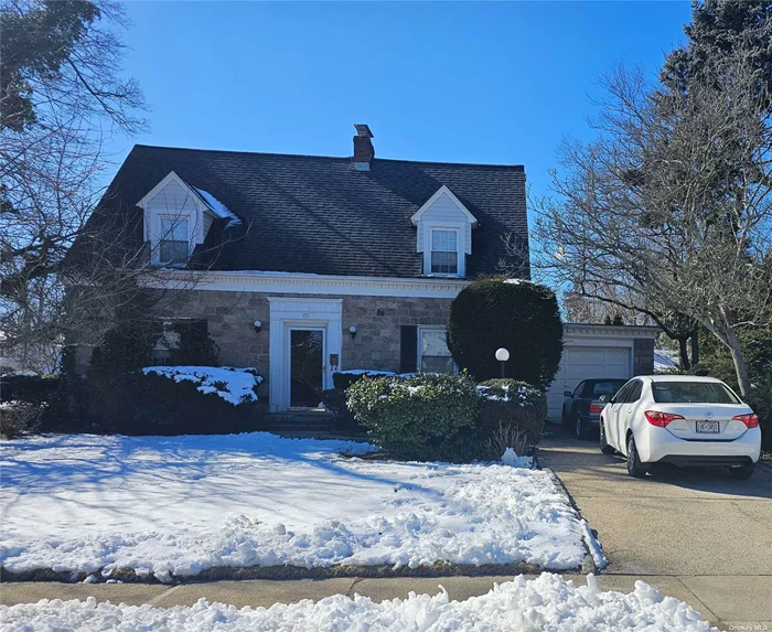 Spacious Beautiful Home, hardwood floors throughout underneath carpet, 2 fireplaces, Huge EiK, Livingroom, formal dining room, family room, 1.5 baths, very large master bdrm, 2 bdrms, partially finished basement, attached garage, ***Baldwin School District***