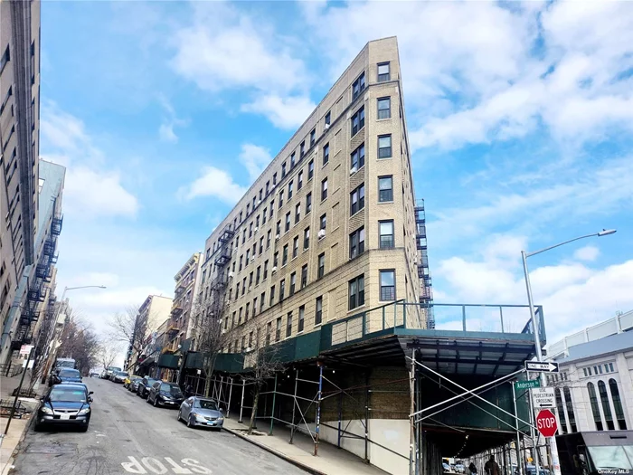 Large 1 Bedroom With N, E, S, W Exposures. Lots Of Sunlight, Dining Area, Desk And Work Area, and Large Living Room. Location, Location, Location, Right Across From Yankee Stadium.1 Block To Trains 4 And D And Buses 6 And 12.