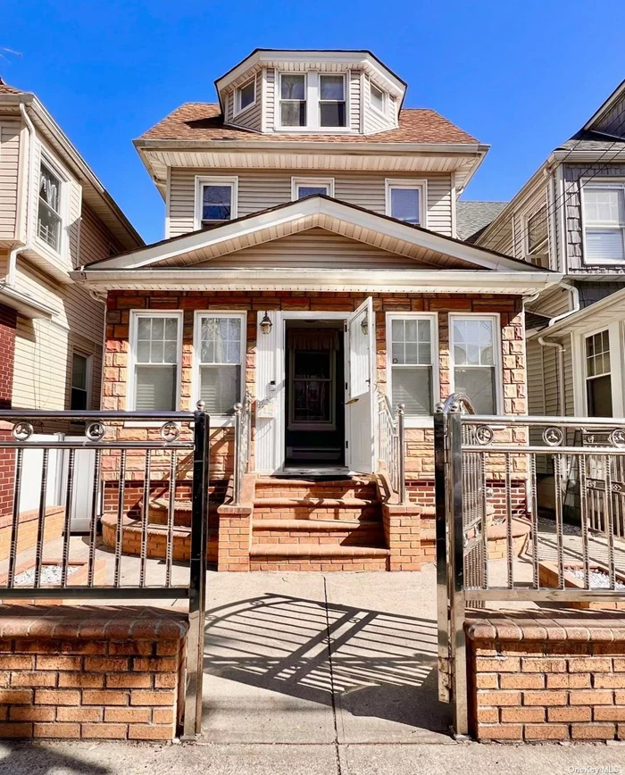 A beautiful one family detached house in a convenient location in Woodhaven features 2.5 floors, 4 bedrooms, 2 full baths, formal dining room, formal living room, eat in kitchen, finished basement, the interior square feet of 1797., Lot size 25ft x100.83ft, building First Floor 18ft x50ft, Second Floor 18ft x 33ft, basement 18ft x 43ft, a separate entrance to the basement, fenced front yard and backyard, gas heating, Close to PS 60, and J, Z trains and other public transportations.