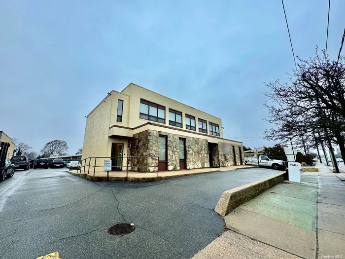 Calling All Investors, Developers & End-Users!!! 6, 600+ Sqft. Office Building With Private Parking Lot On Wantagh Avenue For Sale!!! The Building Features Excellent Signage, Great Exposure, Strong Zoning, 28 Parking Spaces, Private Parking Lot, High 10&rsquo; Ceilings, 2 Strategically Placed Curb Cuts, All New LED Lighting, Sprinklers, 3 Phase 600 Amp Power, CAC, +++!!! The Property Is Located In Wantagh On Busy Wantagh Avenue Just Minutes From The Southern State Parkway!!! The Building Is Situated Just Off Route 105 In Between The Wantagh Parkway & Route 135!!! Neighbors Include Starbucks, Verizon, USPS, UPS, FedEx, Walmart, Chase Bank, TD Bank, Webster Bank, Citizen&rsquo;s Bank, CVS, 7-Eleven, Dunkin&rsquo;, Shell,  Iavarone Brother&rsquo;s, Petco, Aboff&rsquo;s Paints, Chipotle, Smashburger, Taco Bell, Burger King, KFC, +++!!! This Property Has A Daily Traffic Count Of 18, 100+ Vehicles Per Day!!! This Property Offers HUGE Upside Potential!!! This Could Be Your Next Investment Property Or Home For Your Business!!!   Income:   2nd Floor:  400 Sqft.: $10, 800 Ann. Lease Exp.: 1/1/24.  200 Sqft.: $7, 920 Ann. M-M.   200 Sqft. Office: $16, 800 Ann. (Available)   200 Sqft. Office: $16, 800 Ann. (Available)   400 Sqft.: $20, 400 Ann. (Available)  1st Floor:  2, 441 Sqft. Office: $78, 741 Ann. (Available)  LL Office (2, 400 Sqft.): $28, 000 Ann. (Available)  Pro Forma Gross Income: $179, 461 Ann.   Expenses:  Electric: $763 Ann. (Common Areas Only)  Gas: $4, 822 Ann. (Common Areas Only)  Insurance: $3, 223 Ann.   Maintenance & Repairs: $250 Ann.  Taxes: $46, 729 Ann.  Total expenses: $55, 787 Ann.   Net Operating Income (NOI): $123, 674 Ann. (Pro Forma 8.53 Cap!!!)