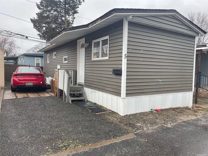 This newly renovated 2 Bed 1 bath Mobile Home is conveniently located right off the North side of Sunrise Highway in the heart of Bay Shore, in Bay Shore School District, and it&rsquo;s in move in ready excellent condition. It&rsquo;s conveniently located in proximity to Parks, Public Transportation, Shopping, Dining and more! Not too many Mobile homes come up very often which are in this good of shape so come and get it. Oh.... it has a washing machine on premises. You are not allowed to buy it and rent it out.