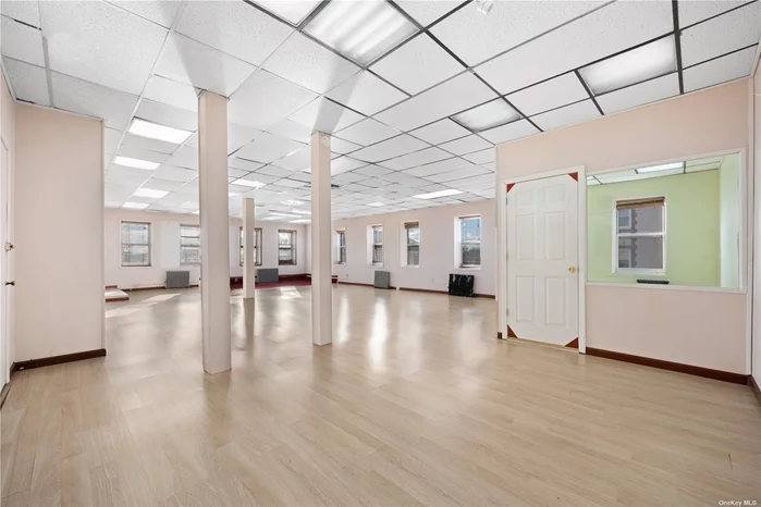 Discover a unique opportunity for your business in this 2nd-floor office space located in the bustling community of Flushing. This space offers versatility, convenience, and a collaborative environment for professionals seeking a dynamic workspace. This space offers easy access to public transportation, dining options, and local amenities. Take advantage of this opportunity to establish your business!
