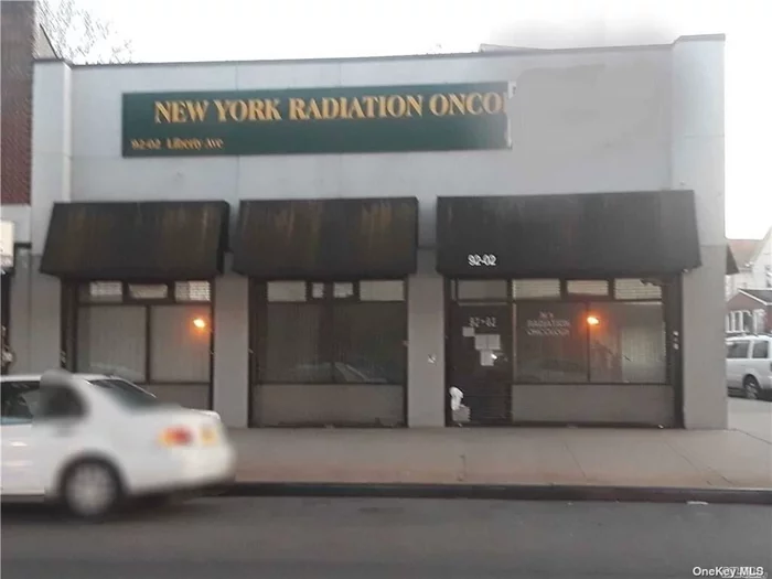 Office space for lease in Jamaica Queens. Property located in Liberty Ave business district. Vacant and ready to move in. 4500 sqft of rentable space ideal for doctor office, real estate office or restaurant. JFK airport is ten minutes away. ZONE R6B
