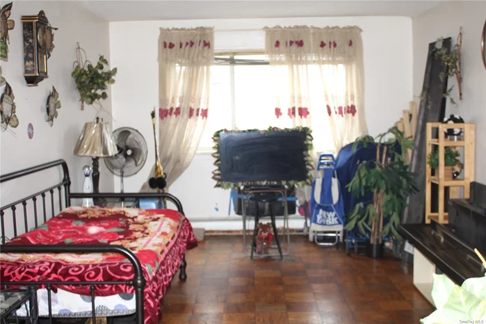 Very rare 1 bedroom co-op in prime Jamaica, Queens, NY. Heat, hot water and gas is included. Low maintenance. SUBLETTING IS ALLOWED in this complex. Steps away from transportation, shops and restaurants. Highways and JFK airport nearby. Private parking is available.