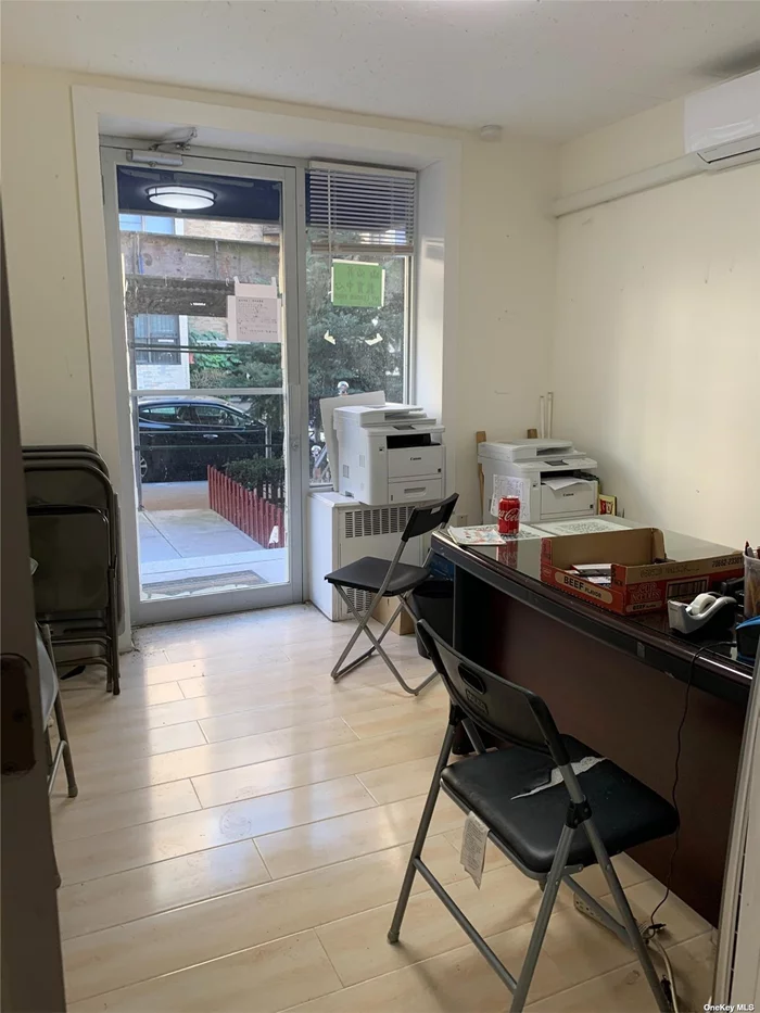 This 1200 SF office is on first floor with a direct entry from Kissena Blvd & Beech Ave. suitable for a wide range of professionals, including medical practitioners, nonprofit organizations, educational institutions, and community facilities. This building is at an ideal location, just minutes away from the 7 train, 5 Bus lines in front of the building making commuting easy. many south-facing windows that fill workspaces with natural light. Prioritizing your comfort and convenience, the unit has 2 bathrooms. This is the perfect choice for businesses seeking workspace experience.