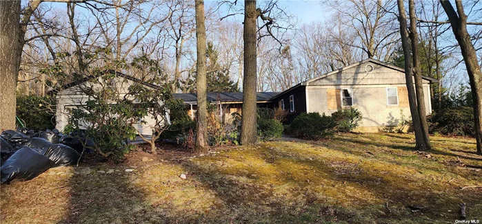 Sold As-Is. House needs full renovation. Cash offers Only!!! Expanded Ranch Situated On an Over 1 Acre property in Dix hills. This Home Features 4 Bedrooms, 3.5 Baths, Dining Room, Eat In Kitchen, Master Suite & 1 Car Garage. In Gound Pool. Don&rsquo;t Miss This Opportunity.