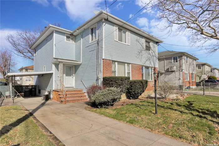 Excellent 1 Family, 3 Bedrooms, Walk-in Finished Basement, Private Driveway, Close to LIRR, Green Acres Mall, Schools, Transportation, Shopping, etc. House is Conveniently Located! Excellent Investment Opportunity!