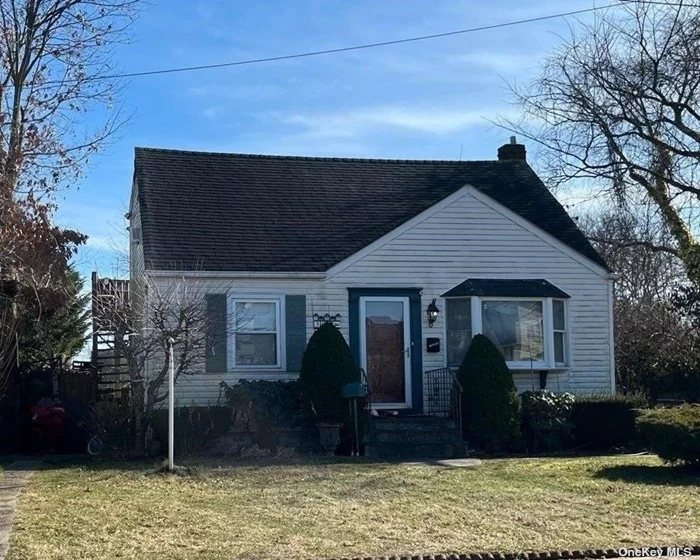 This Cape Style Home Features 4 Bedrooms, 2 Full Baths, Eat In Kitchen & Full basement. The information provided is estimated to the best of our abilities at this time.