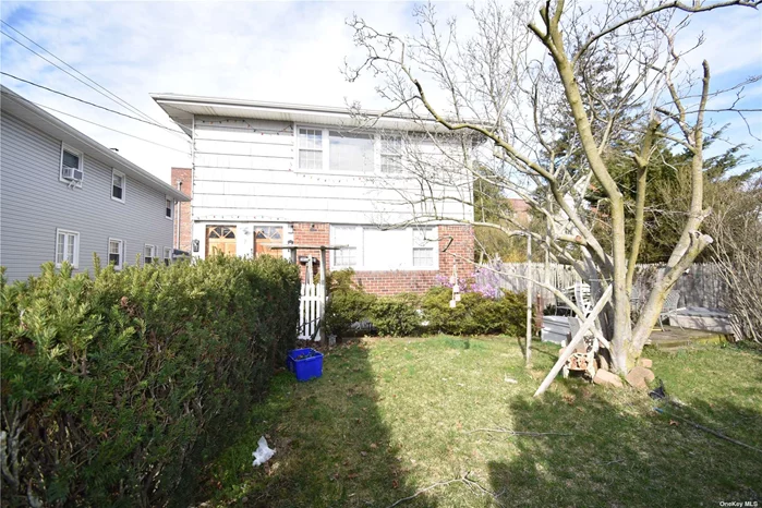 Legal two family home on quiet deadend block. Uniondale schools and close to shopping, transportation and more. new carpet, wood floors, new appliances and more. This unit is on the 2nd floor. Tentant pays utlities.