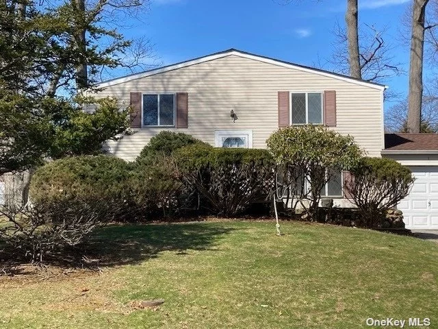 Great opportunity for investors! This Stony Brook 3 Bedroom, 1.5 Bathroom home sits on .35 of an acre. This home has natural gas, an attached garage and is located close to Stony Brook University/Hospital in the Three Village School District.