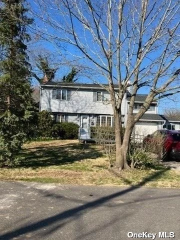 Charming 3 Bedroom, 2 Bath Colonial close to schools, shopping, dining and parkways.