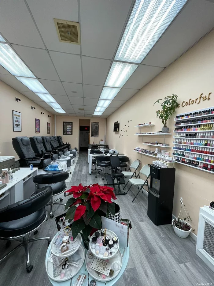 Woodmere Long Island Turnkey Nail & Spa Business. 1, 000 SF with 3 manicure tables, 6 pedicure chairs, 1 spa suite. $2, 300 monthly rent on 3-year lease. Parking lot in back.