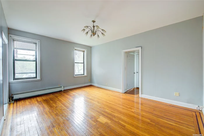 1 Bedroom Co-op unit near Forest Park, Open window view, Eat-in-kitchen, windowed Bathroom, Dishwasher, Water and Heat included, Hardwood Floors, 4 big closets. Bus stop around the corner.