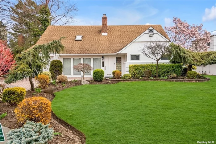 Welcome into this wonderful 3.5/4 bedroom expanded ranch that offers open main floor layout that leads into the backyard with a in ground heated poo that is great for entertaining.