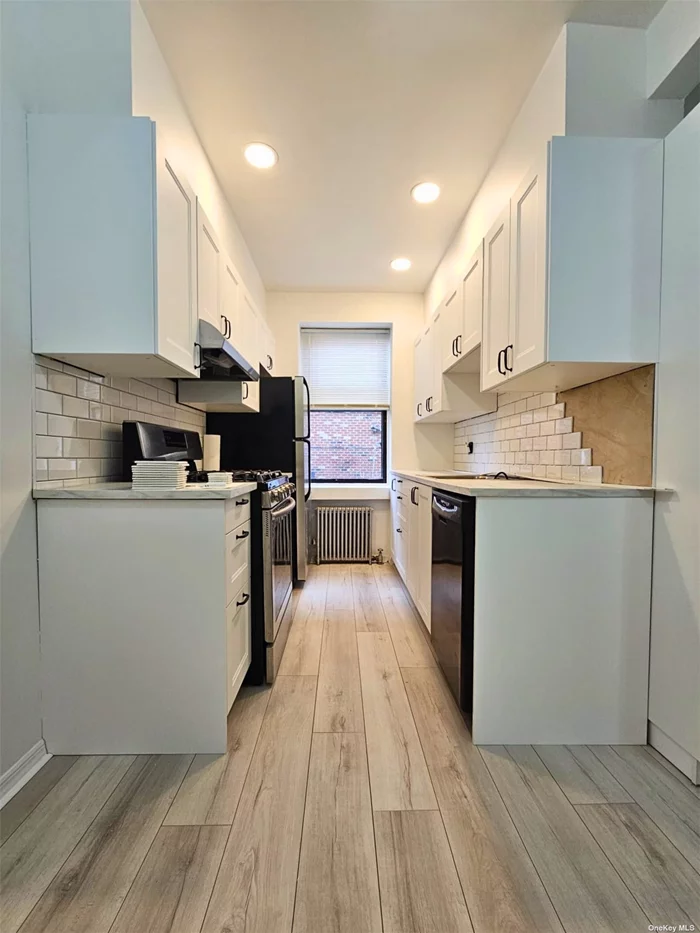 Large Renovated 1 Bedroom apartment located in Upper Ditmars! Features -Eat-in-kitchen dishwasher and tons of cabinet/counter space -Separate Dining Area -Spacious Living Room -Large Queen/King Size Bedroom with a Closet -Full Bathroom with a Bathtub and Window -Heat and Hot Water Included In Rent -Front Yard Access Located In Upper Ditmars Short Distance To All Of Astoria&rsquo;s Best Restaurants, Nightlife, Entertainment and More! Walk 3 Blocks To Multiple Efficient and Convenient Bus Routes.. 7 Minute Bus Ride to the Ditmars Blvd N/W Station 15 minute bus ride to Queens Borough Plaza N/W/R/M/7 Trains Additional Bus Route Direct To Manhattan. Super easy access to all major highways- Grand Central Parkway, BQE, RFK Bridge.. Available Now