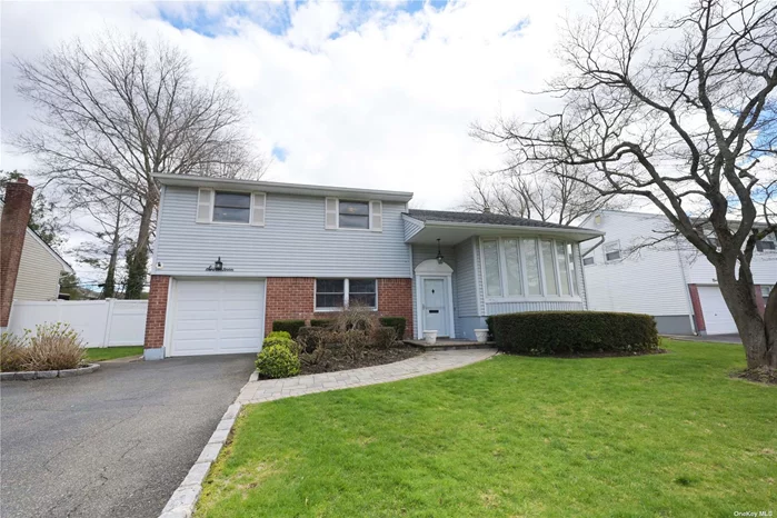 Welcome to your dream home in the sought-after neighborhood of Syosset! This split-level gem offers the ideal blend of comfort, convenience, and style. With 3 bedrooms, 2 baths, and a host of desirable features, this property is sure to impress. Key Features: Spacious split-level design 3 cozy bedrooms and 2 bathrooms Full finished basement, providing ample space for recreation or storage Brand new tile flooring for a modern touch Excellent location in the highly desirable Syosset area Perfectly sized property. Close proximity to schools, parks, shopping, and dining options Don&rsquo;t miss out on the opportunity to make this beautiful house your new home.