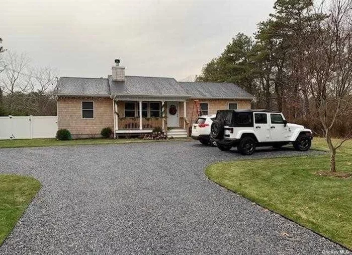 Almost Brand New!!! Beautiful 4 Bedroom House. Approximately 2 Miles Away From Dune Rd. Close To Town. Just Shy Of Half An Acre With A Stunning Back Yard With New Pool. Fully Furnished! Move On In!