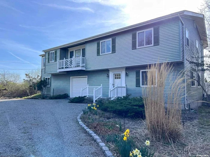 Beautifull view, second level, ready to rent. 3Br and 2 baths. Close proximity to town and Westhampton Beach. Enjoy the water view year around.