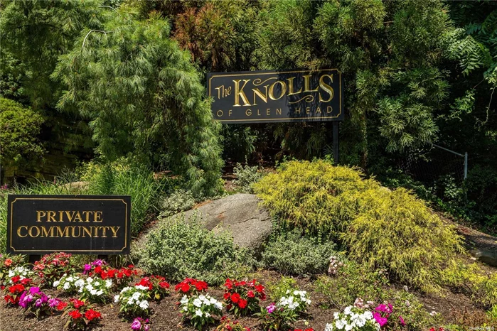 Set on spectacular property in the sought after Knolls community. With an open floor plan, and light through out, this is a wonderful opportunity. Boasting a beautiful property by the golf course course, the sky&rsquo;s the limit. This is going to be Love at first sight. Don&rsquo;t miss out! THIS IS A CO OP RUN AS A CONDO. THERE IS NO BOARD APPROVAL. MAINTENANCE AND TAXES ARE INCLUDED IN THE TAX PORTION.