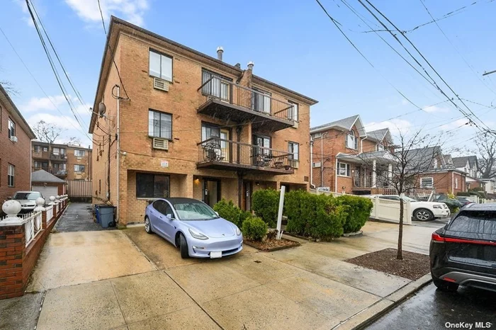 R-4 Legal 5- Family in the heart of Fresh Meadows. 2 Parking spaces. Excellent school district #26. Walk to PS 173, JHS 216 and Francis Lewis HS. Close to local bus stops Q65, Q17, Q30, Q31 and QM4 and QM44 express buses to Manhattan. Near shops on 164 Street and Utopia Pkwy. Great investment.