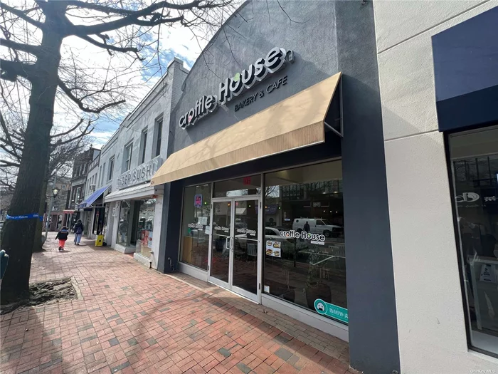 Coffee & Bakery Store! Prime location on Middle Neck Rd in Great Neck! It has huge parking space at rear! All Brand New and Dimond Condition! Just opened on Aug 2023. Gross income getting up. Gross Income $30, 000/Mo, Rent $11, 700/Mo, 2, 800sf+Basement. It has 40 chairs for comfortable chatting. It&rsquo;s good for business investors! Business Hour 9 am -7 pm. Please, don&rsquo;t disturb to owner & employees.