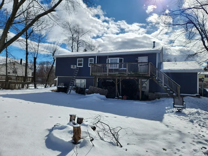 New Roof, New Siding. Just needs cosmetic work on the inside. Great for someone looking to purchase at a discounted price and add some value from day one.