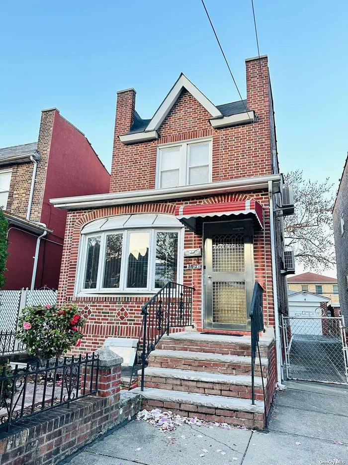 A detached single-family brick house in Flushing. Great location. This spacious home features hardwood floors throughout, beautifully renovated. It has a large dining area, Updated kitchen, boiler, and water heater. A finished basement with a separate entrance, a car garage, and a driveway for convenient parking. Close to all, it is close to restaurants, gyms, supermarkets, and more. Easy access to transportation with nearby bus stops Q28/Q12/Q16 providing direct routes to Main Street Flushing.