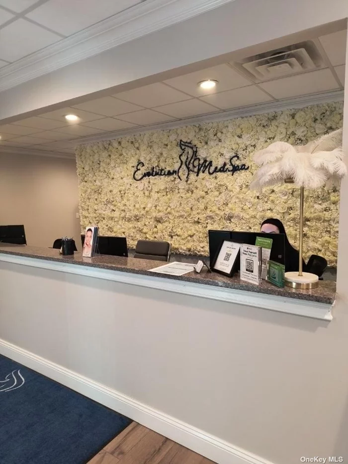 Gorgeous Cosmetic Medical Spa. In Business For 6 Years, Specializing In Body, Face and Skin Rejuvenation Procedures. 2 Spacious Unit Suites Combined. All Equipment Included. Make An Offer On This Alluring Aesthetic and Elegant Spa.