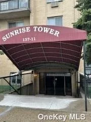 Located at Center of Down town in Flushing,  Bright 2Bed Rm 2Full Bath Rm, and front /back Balconies Laundry in Unit near Leavitt park, Walking Distance to 7 Train , H-Mart Supermarket, Library, Bakery shop, best Convivence Area.