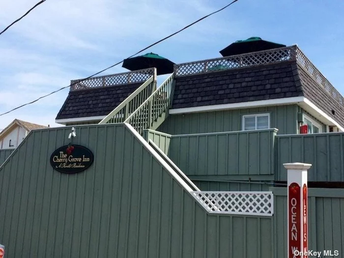 Sweet, cozy, main floor studio at the Cherry Grove Inn Co-op. Always wanted to own a space in Cherry Grove? Now&rsquo;s your chance! Great common roof deck with a wonderful 360 view of Fire Island and both the Atlantic Ocean and Great South Bay.