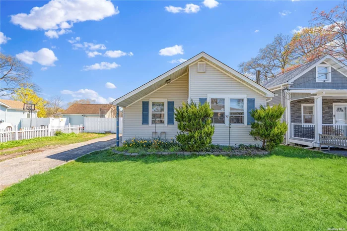 Why rent when you can call this cutie? Located in the Sachem school district, this 2 bedroom, 1 bath ranch with open floor plan, front porch and central air is waiting for its new owners. Don&rsquo;t miss the opportunity to become a homeowner.
