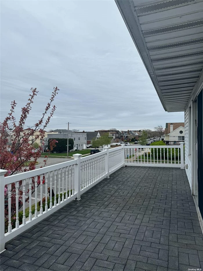 Long Beach, NY 2 Bed/2 Bath - Spacious upper unit available for immediate move in. Private terrace with pavers. Primary bedroom with ensuite bathroom. Hardwood floors throughout. 1 parking spot available in the driveway, shared with owner.